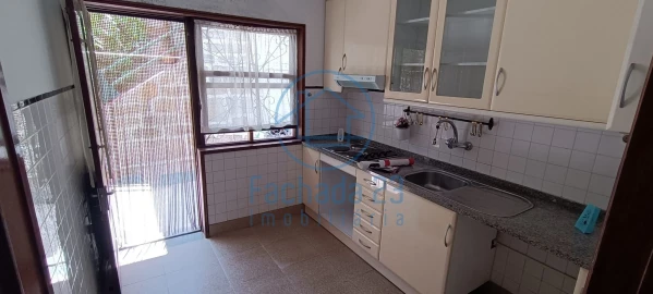 Apartamento T1 para Venda em Santa Marinha e São Pedro da Afurada