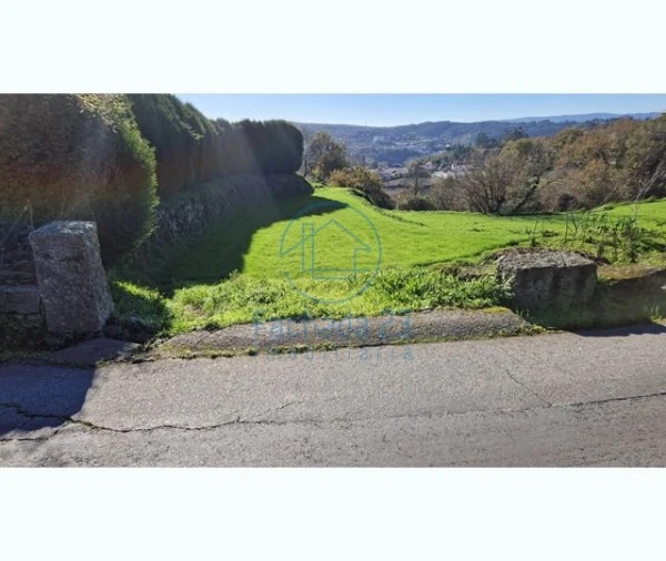 Terreno para Venda em Mozelos Foto 5