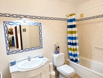 Apartamento T2 para Venda em Quarteira
