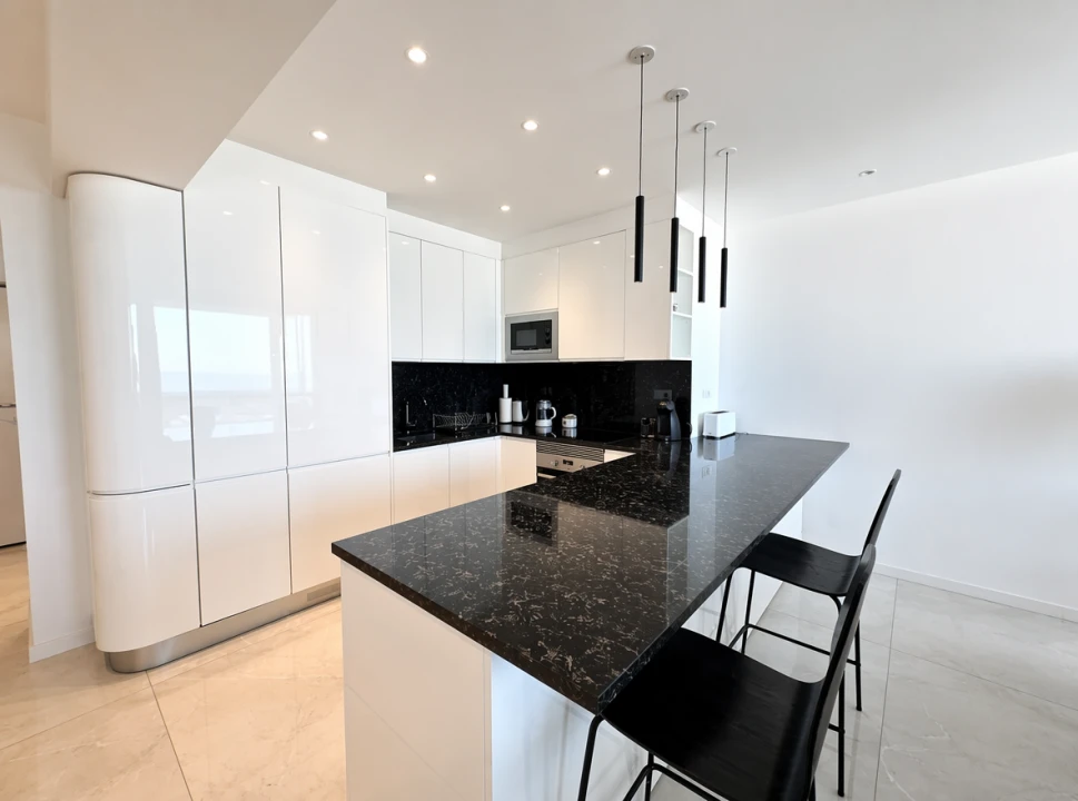 Apartamento T1 para Venda em Quarteira Foto 19