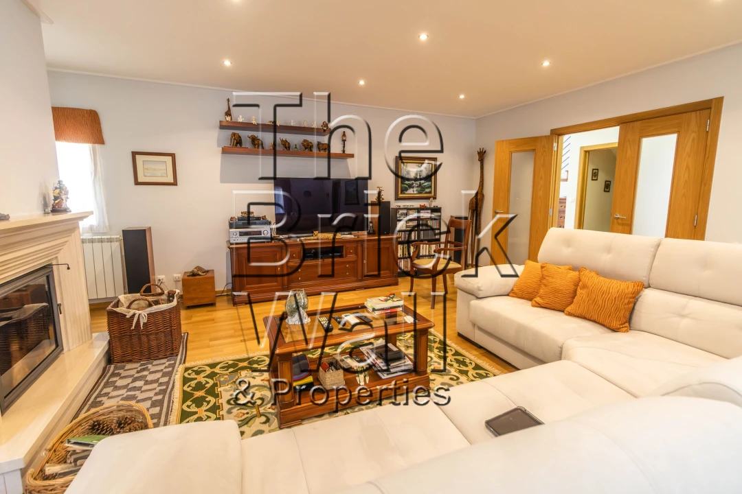 Moradia T5 para Venda em Póvoa de Santa Iria e Forte da Casa Foto 28