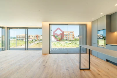 Apartamento T3 para Venda em São Felix da Marinha