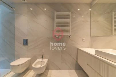 Apartamento T3 para Venda em São Felix da Marinha