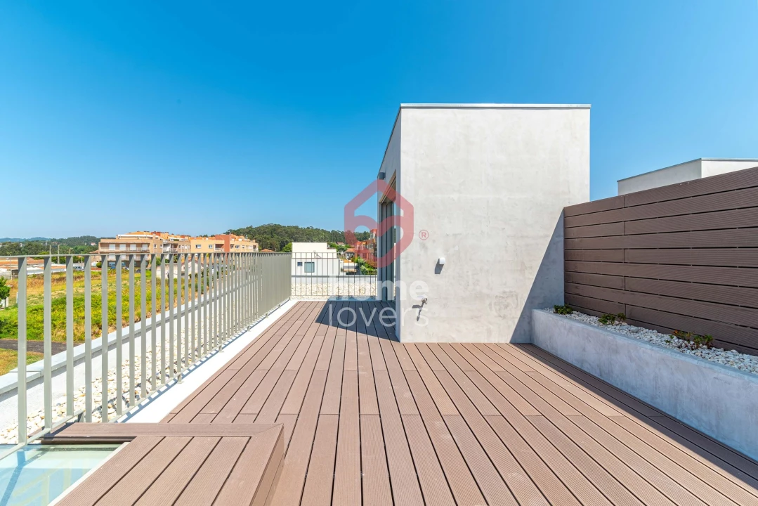 Apartamento T3 para Venda em São Felix da Marinha Foto 31