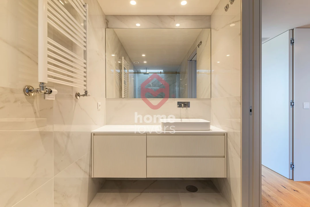 Apartamento T3 para Venda em São Felix da Marinha Foto 26