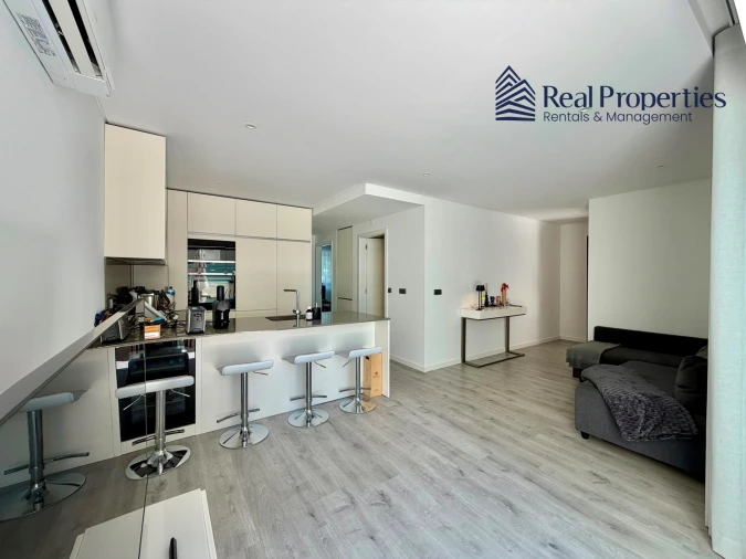 Apartamento T2 para Venda em Quarteira Foto 3