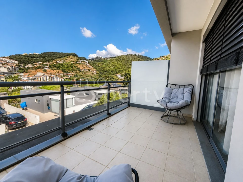Moradia T3 para Venda em Caniço Foto 35