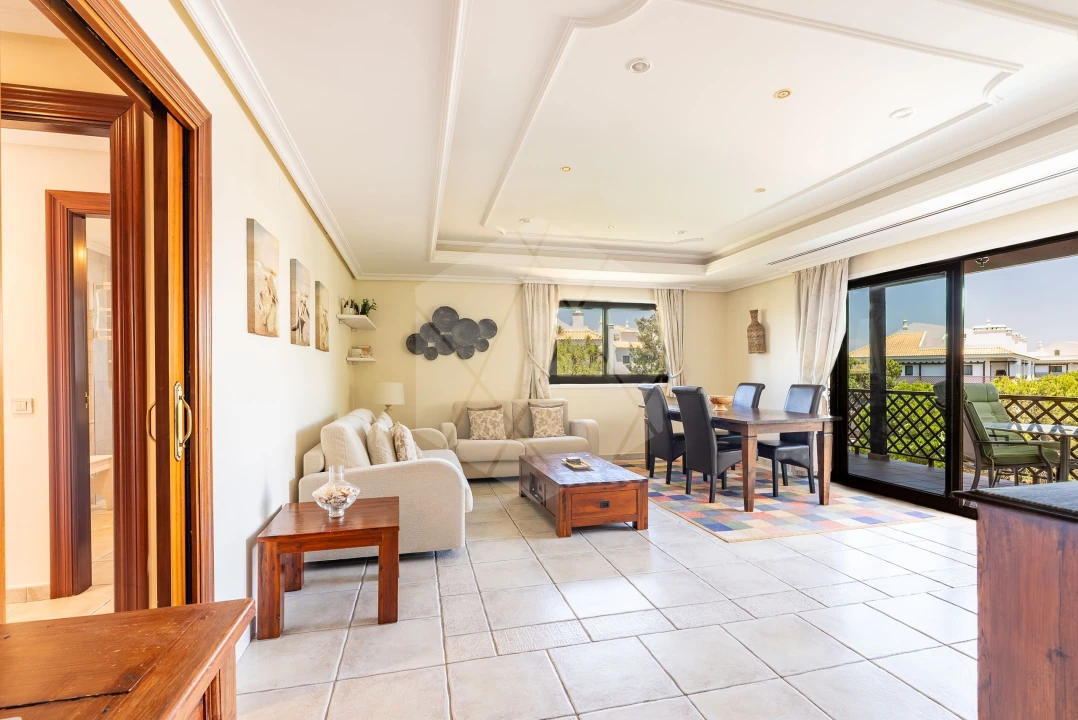 Apartamento T3 para Venda em Albufeira e Olhos de Água Foto 2