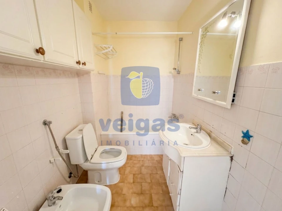 Apartamento T2 para Venda em Peniche Foto 13