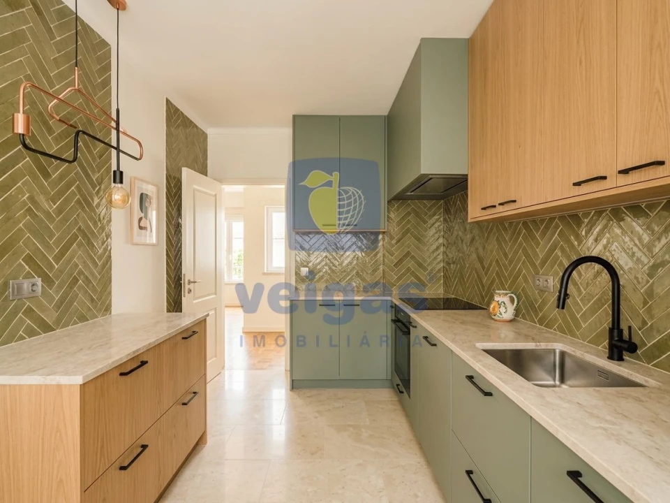 Apartamento T2 para Venda em Peniche Foto 3