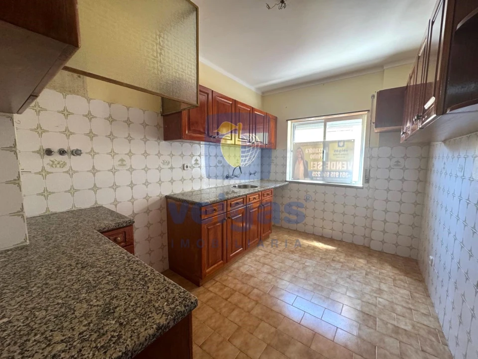 Apartamento T2 para Venda em Peniche Foto 4