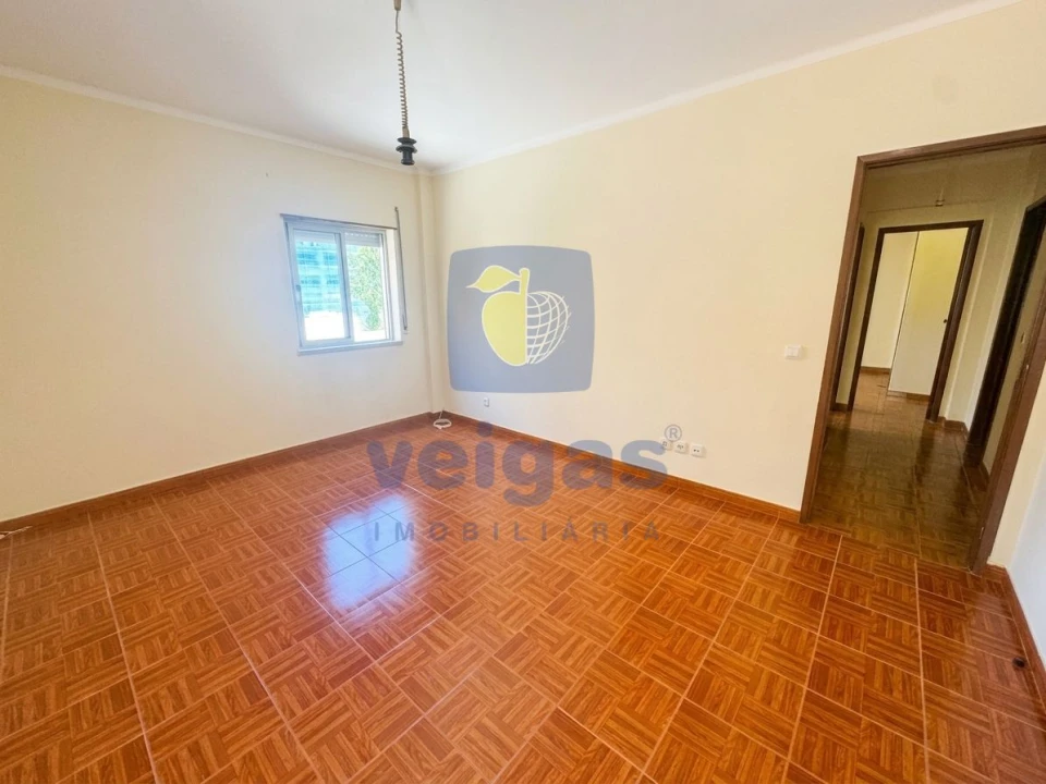 Apartamento T2 para Venda em Peniche Foto 9