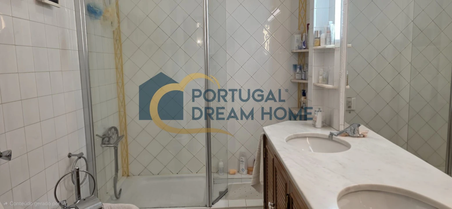 Apartamento T3 para Venda em Albufeira e Olhos de Água Foto 10