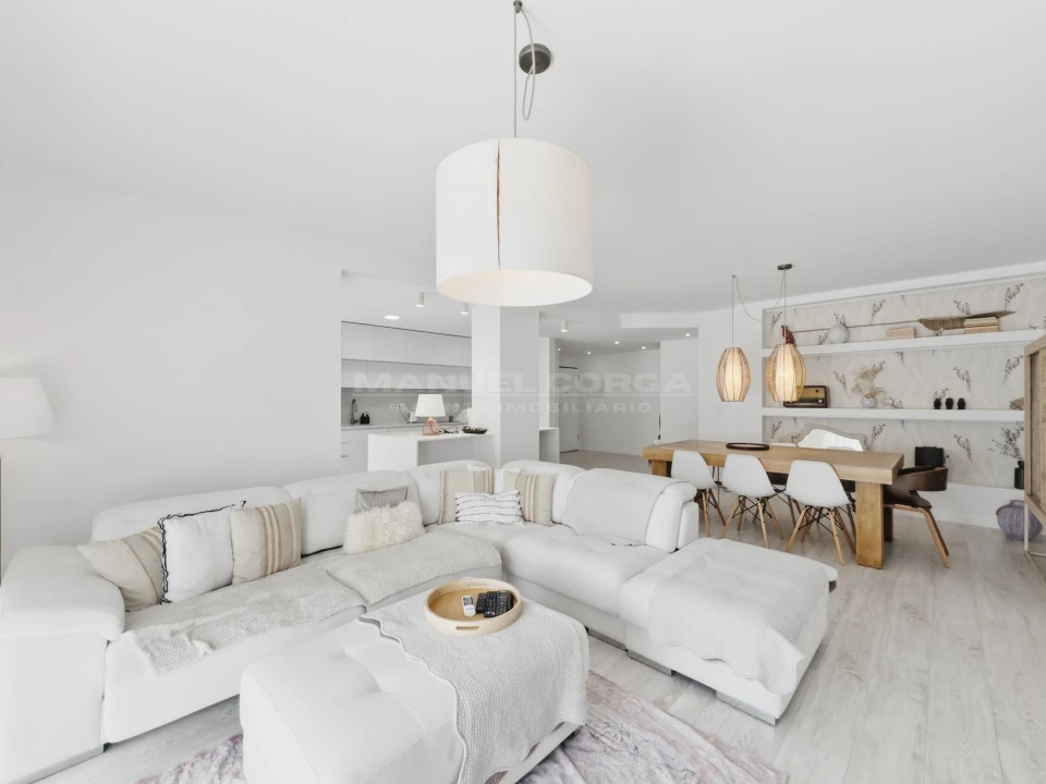 Apartamento T2 para Venda em Venda do Pinheiro e Santo Estêvão das Galés Foto 1
