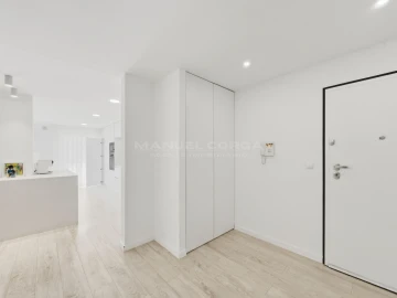 Apartamento T2 para Venda em Venda do Pinheiro e Santo Estêvão das Galés