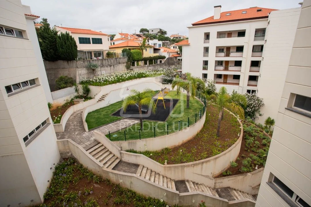Apartamento T3 para Venda em Caniço Foto 22