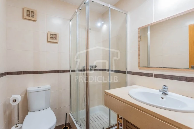 Apartamento T3 para Venda em Caniço Foto 13