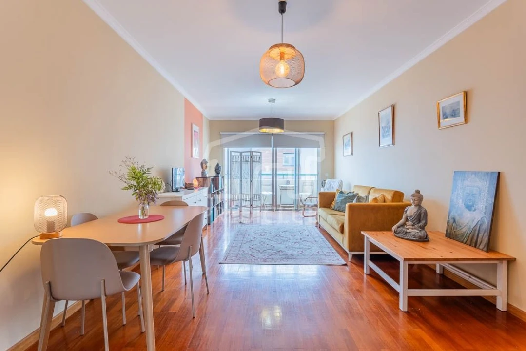 Apartamento T3 para Venda em Caniço Foto 8