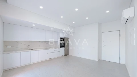 Apartamento T1 para Venda em Quarteira