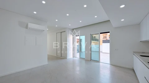 Apartamento T1 para Venda em Quarteira