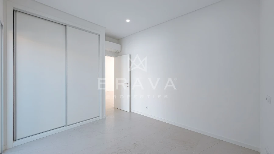 Apartamento T1 para Venda em Quarteira Foto 22