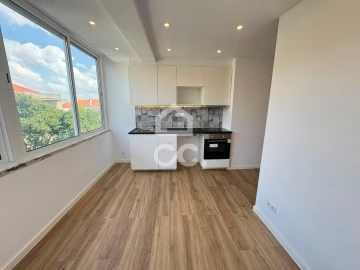 Apartamento T2 para Venda em Águas Livres