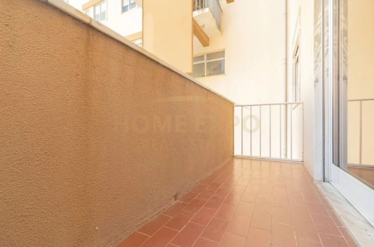 Apartamento T3 para Venda em Vila Franca de Xira Foto 8