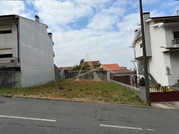 Terreno para Venda em Rio Tinto