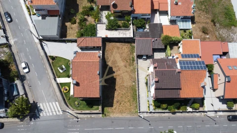 Terreno para Venda em Rio Tinto