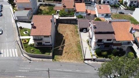 Terreno para Venda em Rio Tinto