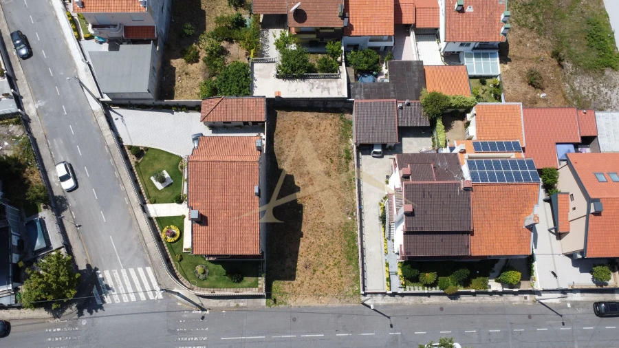 Terreno para Venda em Rio Tinto Foto 2