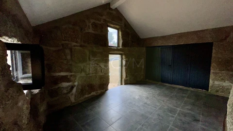 Moradia T3 para Venda em Vila Caiz