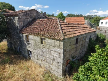Moradia T3 para Venda em Vila Caiz