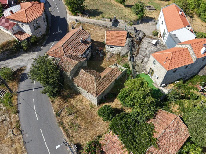 Moradia T3 para Venda em Vila Caiz Foto 6