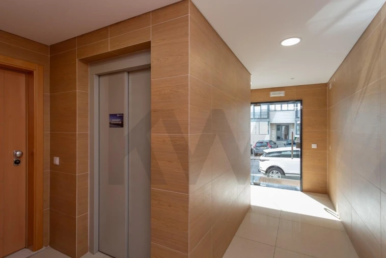 Apartamento T4 para Venda em Cascais e Estoril Foto 2