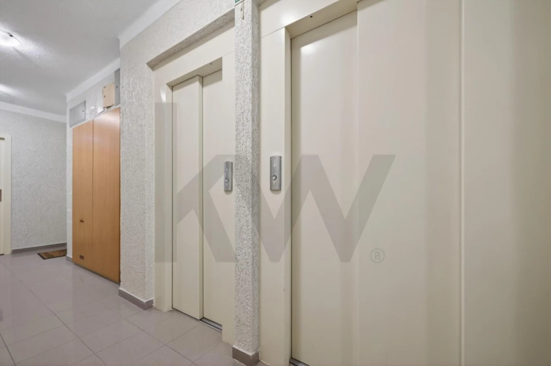 Apartamento T3 para Venda em Oeiras e São Julião da Barra, Paço de Arcos e Caxias Foto 28