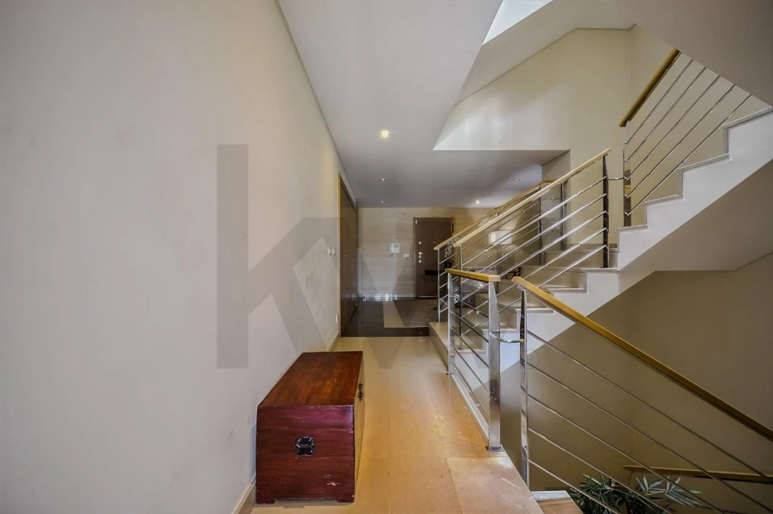 Moradia T5 para Venda em Lumiar Foto 11