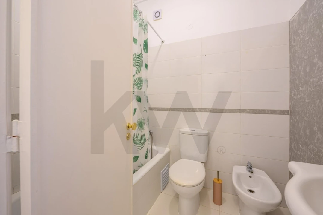 Apartamento T1 para Venda em Algés, Linda-A-Velha e Cruz Quebrada-Dafundo Foto 6