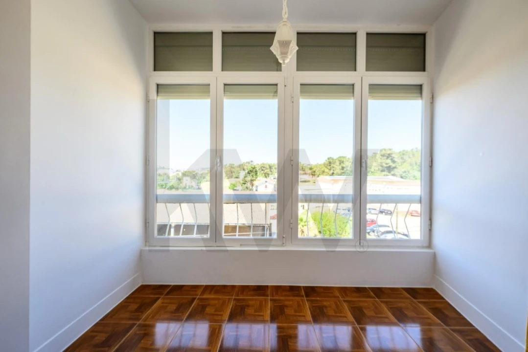 Apartamento T1 para Venda em Algés, Linda-A-Velha e Cruz Quebrada-Dafundo Foto 10