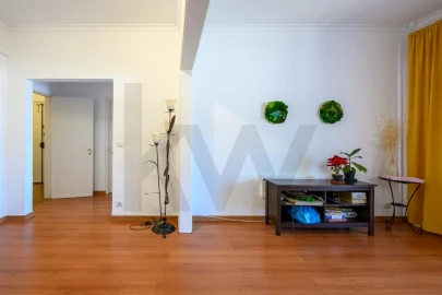 Apartamento T1 para Venda em Algés, Linda-A-Velha e Cruz Quebrada-Dafundo