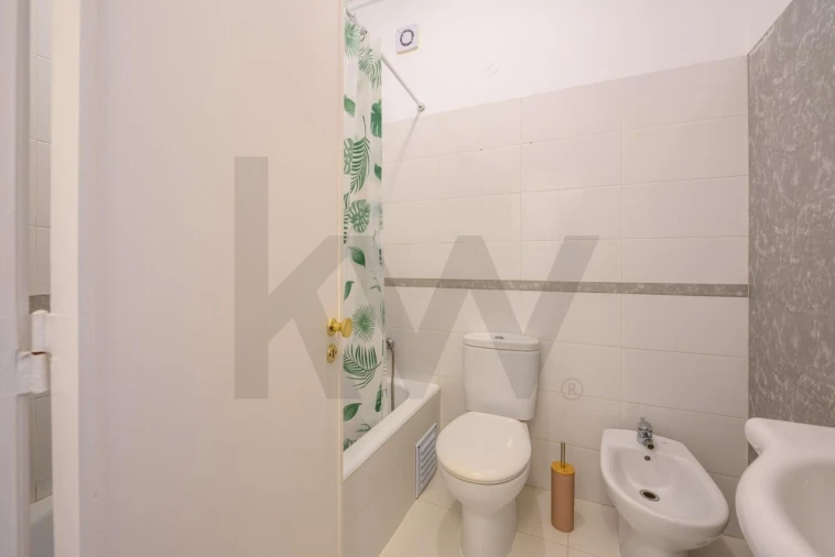 Apartamento T1 para Venda em Algés, Linda-A-Velha e Cruz Quebrada-Dafundo Foto 6
