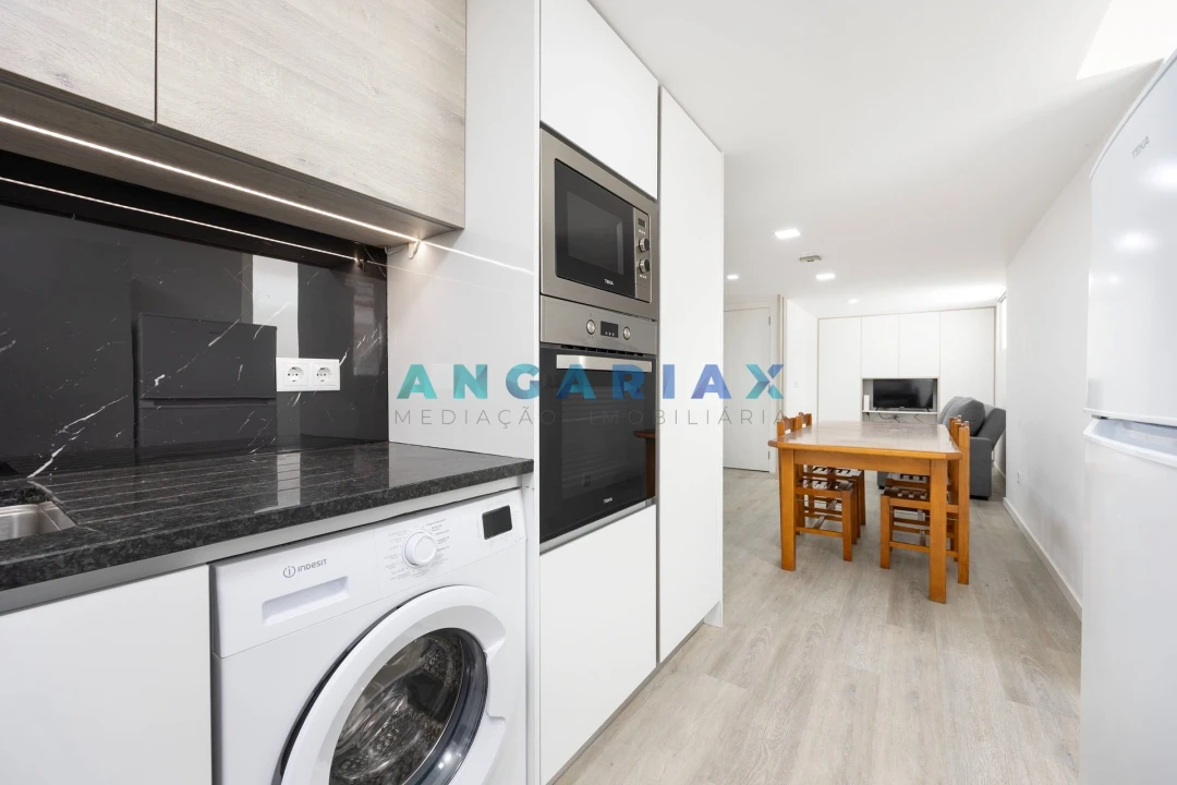 Apartamento T2 para Venda em Nazare Foto 1