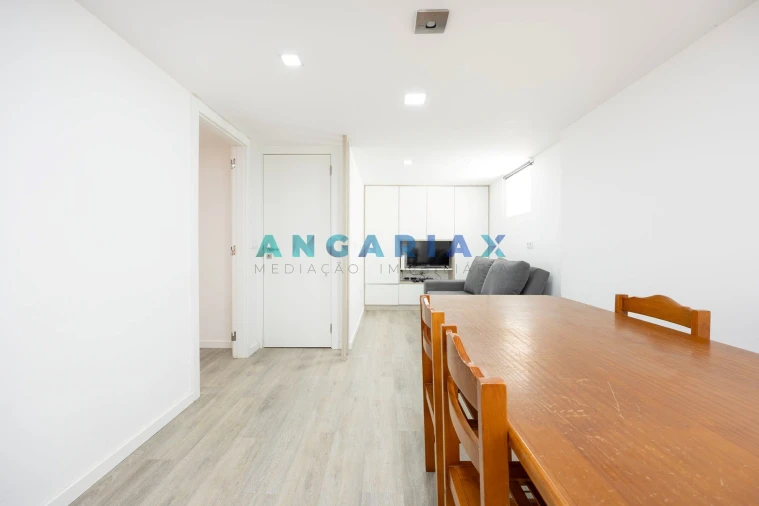 Apartamento T2 para Venda em Nazare Foto 17