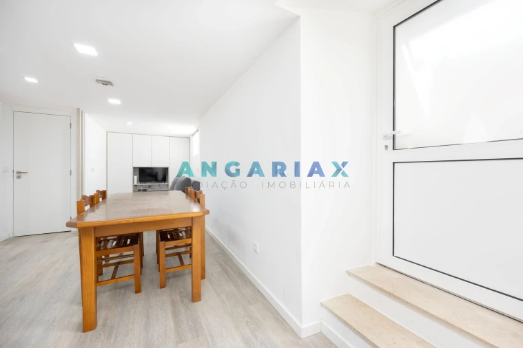 Apartamento T2 para Venda em Nazare Foto 14