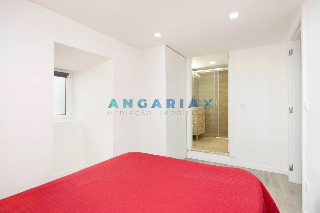 Apartamento T2 para Venda em Nazare Foto 8