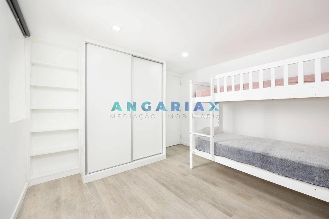 Apartamento T2 para Venda em Nazare Foto 4