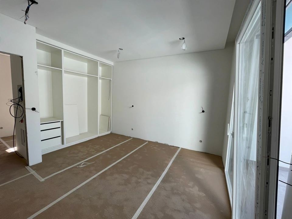 Moradia T4 para Venda em Casal de Cambra Foto 6