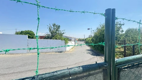 Moradia T6 para Venda em Messejana