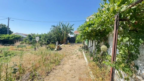 Moradia T6 para Venda em Messejana