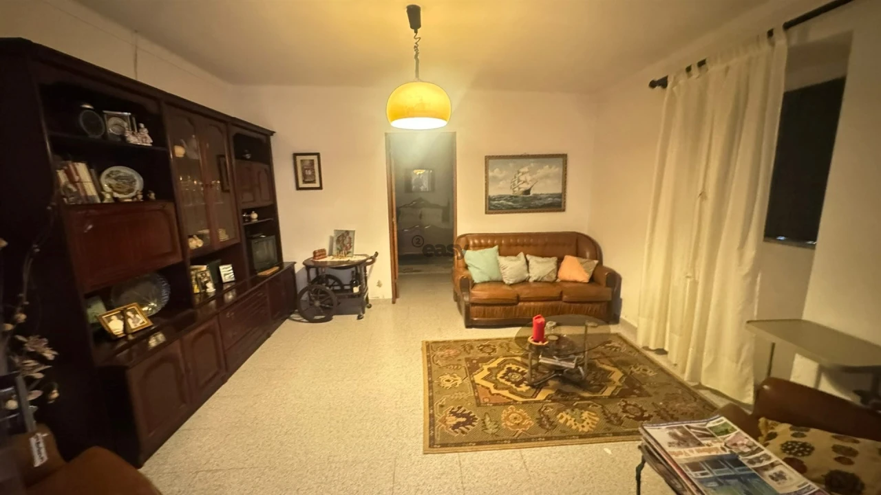 Moradia T6 para Venda em Messejana Foto 3